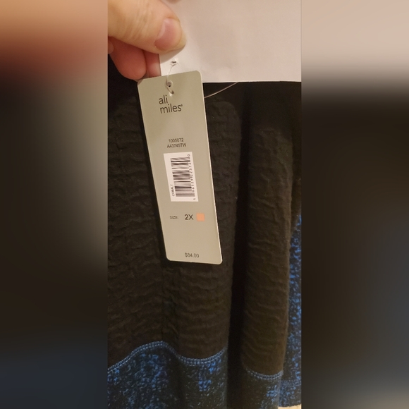 New Ali Miles 2X plus sized shirt tunic colbalt blue black NWT - Picture 5 of 6